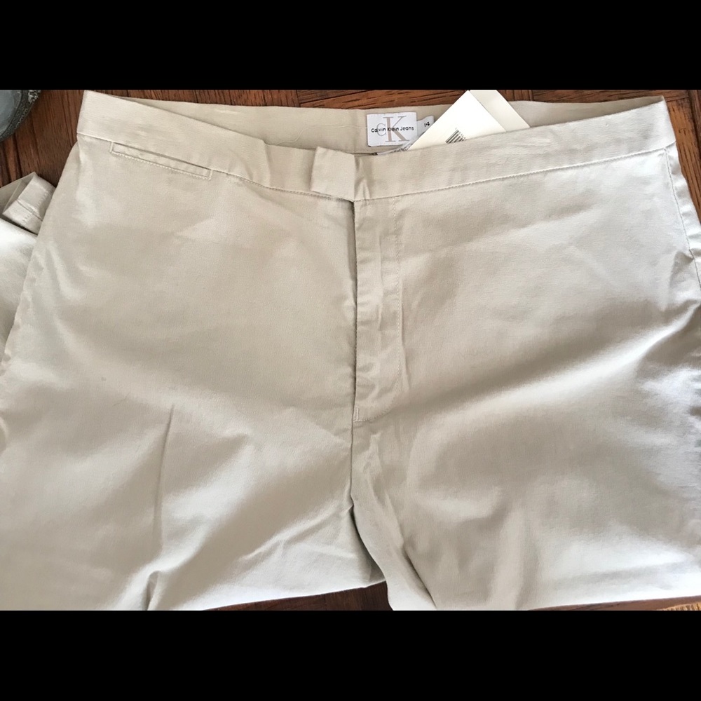 NWT Calvin Klein Pedal Pushers - Y2K